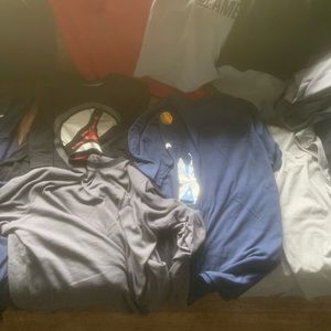 Nike and under armor 20+ shirts good condition